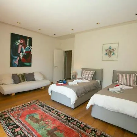 Villa Sleeps 10 Pool *