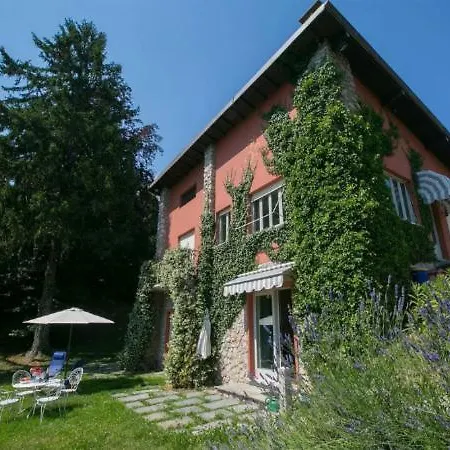 Sleeps 10 Pool * Menaggio