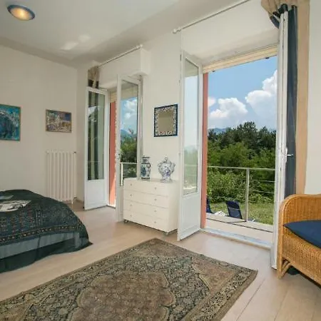 Sleeps 10 Pool Villa Menaggio